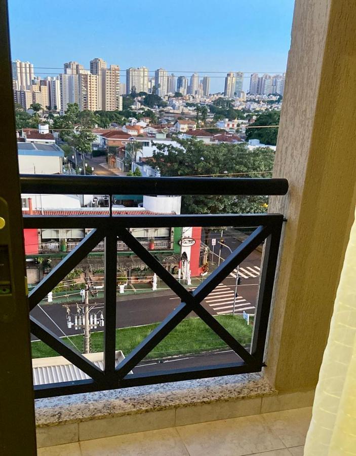 Апарт отель Araucaria Flat Рибейран-Прету Экстерьер фото