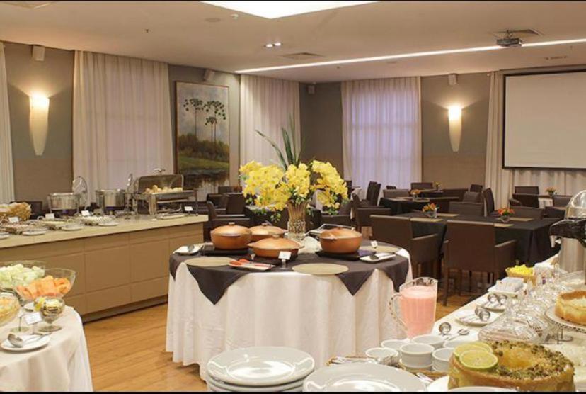 Апарт отель Araucaria Flat Рибейран-Прету Экстерьер фото